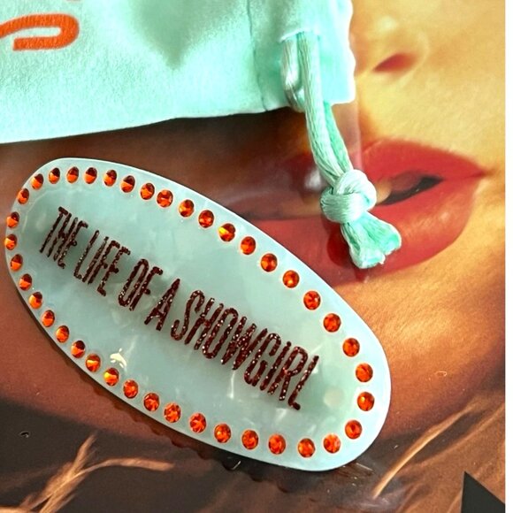 Taylor Swift Pearlescent Hair Brush & Barrette Gift Set The Life of a Showgirl - Picture 9 of 12